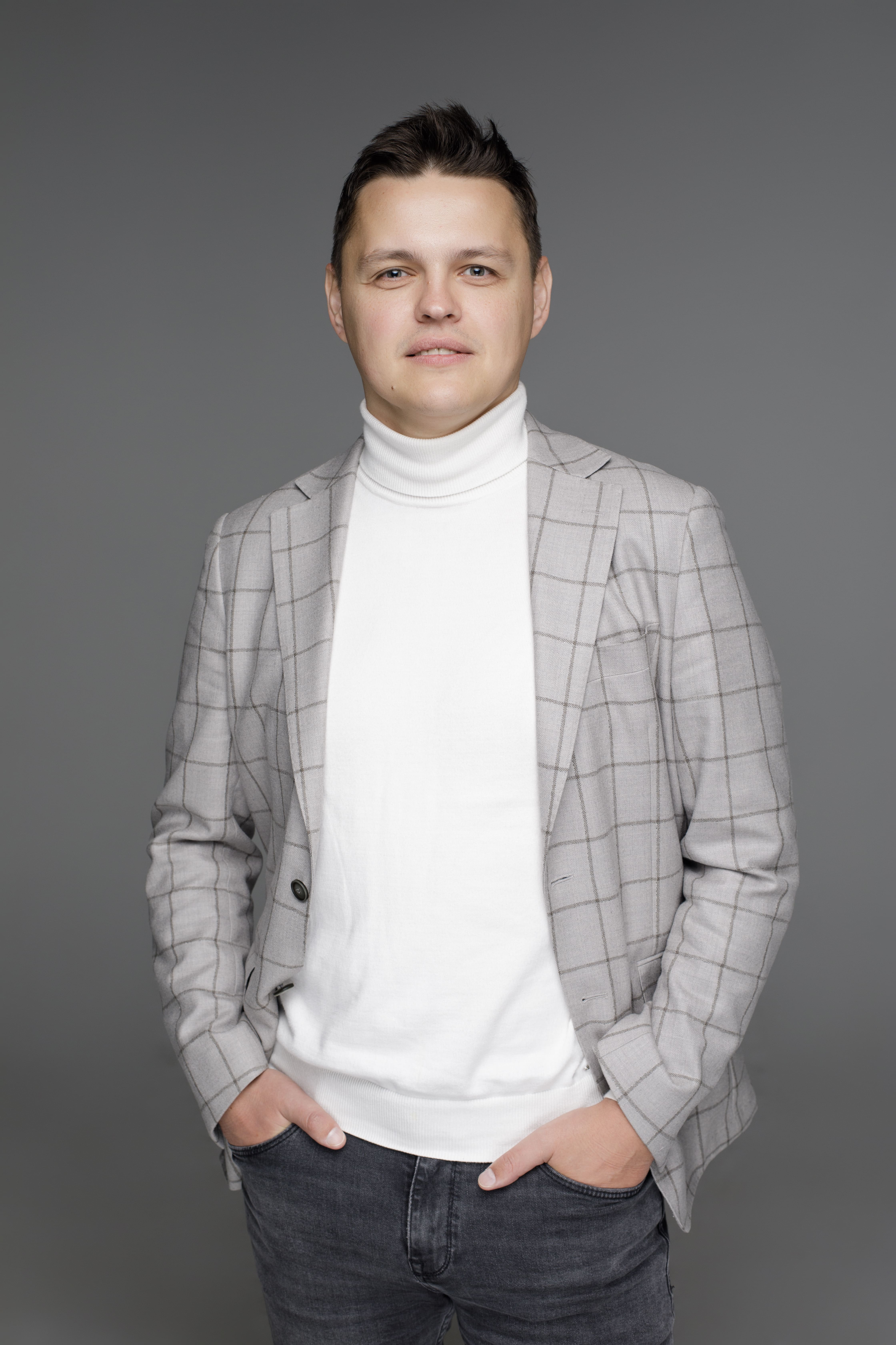 Максим Жадобин, основатель THINKING•OS